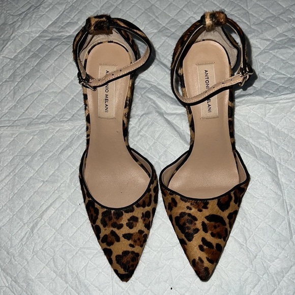 Antonio Melani animal print calf hair pointed toe block heel ankle strap shoes 8 - Picture 3 of 10
